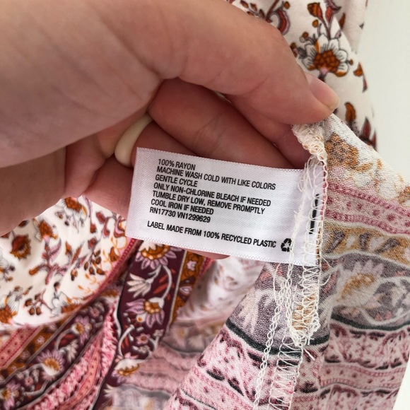 Knox Rose Floral Blouse - Picture 6 of 7